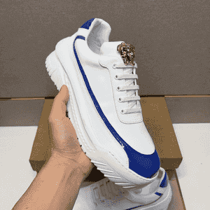 Erkekler üçin niýetlenen krasowka 