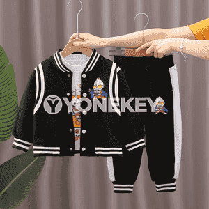 Oglanjyklar üçin sport komplekt eşik.