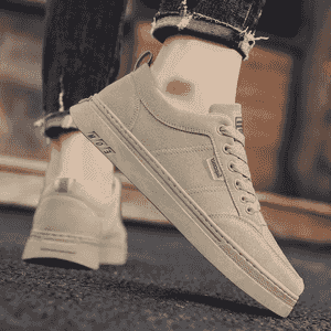 Erkekler üçin niýetlenen aýakgaplar.