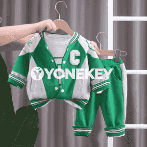 Oglan çagalar üçin komplekt spor eşik 