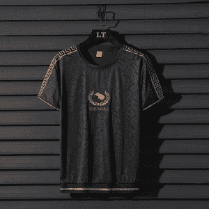 Erkekler üçin şortik+maýka.