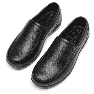 Oglanlar üçin klassiki aýakgaplar.