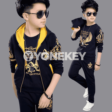 Oglanjyklar üçin komplekt sportiwka.