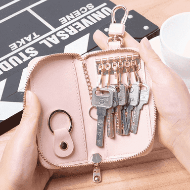 Zenanlar üçin niýetlenen açar salynýan mini gapjyk