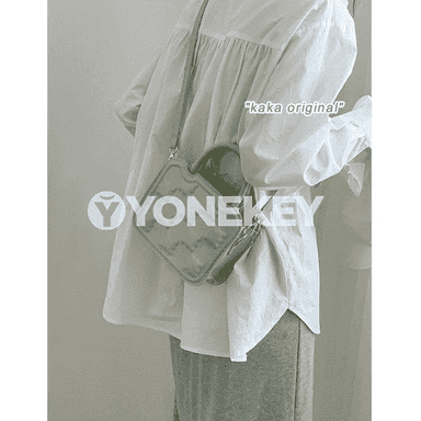 Gyzlar üçin sumka.