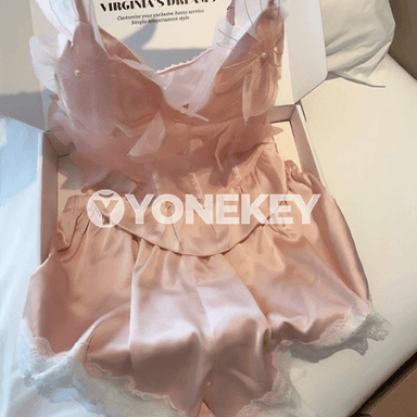 очень нежная, красивая пижама-двойка