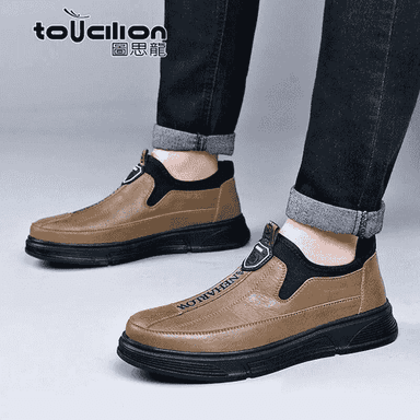 Oglanlar üçin täze tendensiýa owadan moda aýakgaplary.