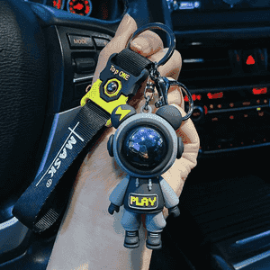 Kosmonawt şekiljikli açara dakylýan 