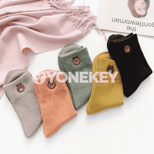 Zenanlar üçin joraplar.