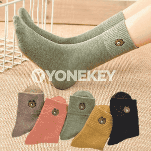 Zenanlar üçin joraplar.